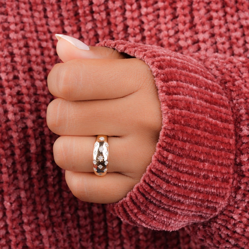 Lab Diamond Starburst Dome Ring – 14K Gold Celestial Band