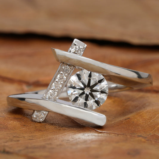 1CT Round Brilliant Lab Diamond Cross Over Engagement Ring