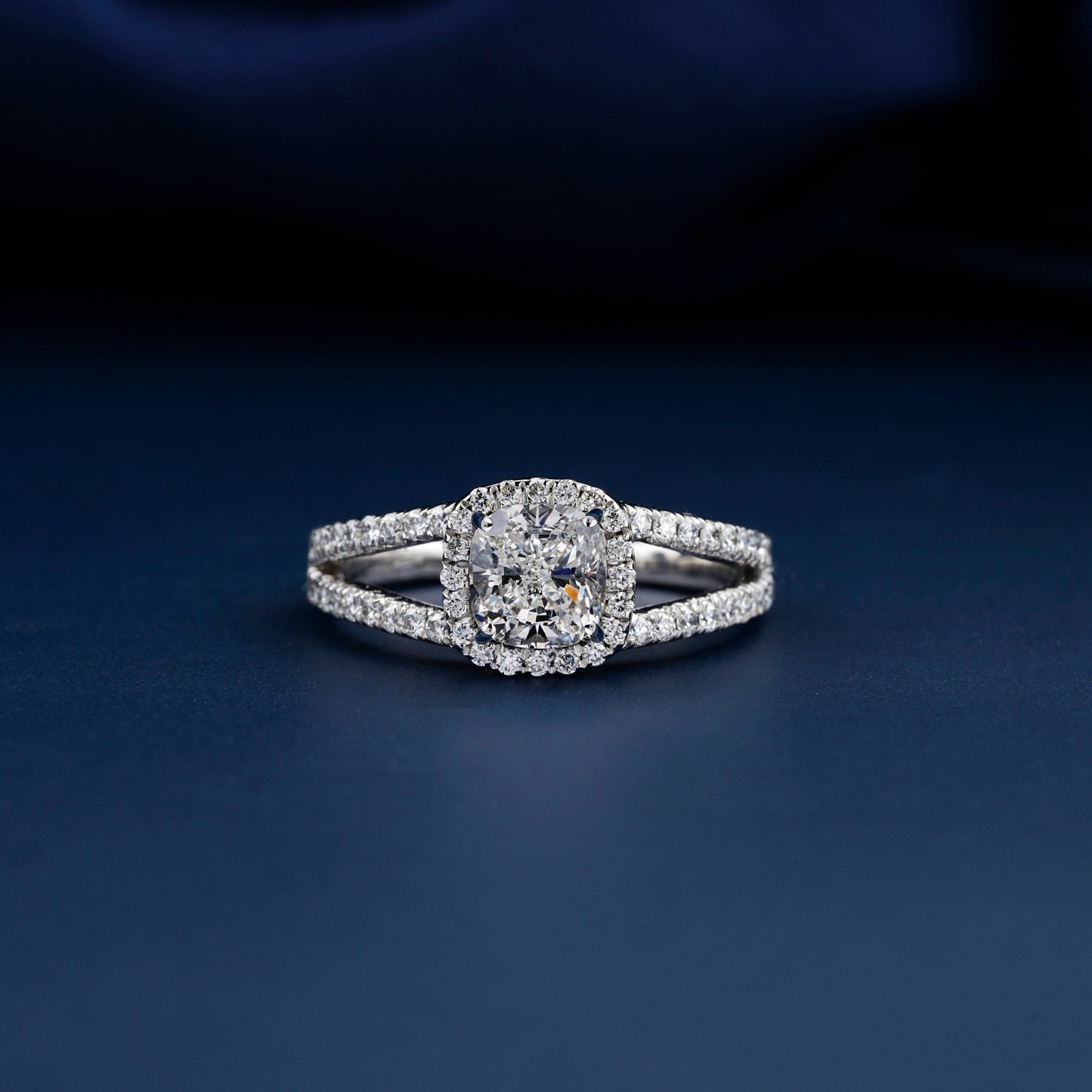 Cushion Cut Lab Grown Diamond Engagement Ring,1 CT E/vs1 Halo Wedding Band,Split Shank Diamond Ring,Anniversary Ring For Gift,Ring For Her