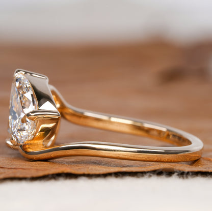 2CT Toi et Moi Diamond Ring – Round & Pear Ring for Her