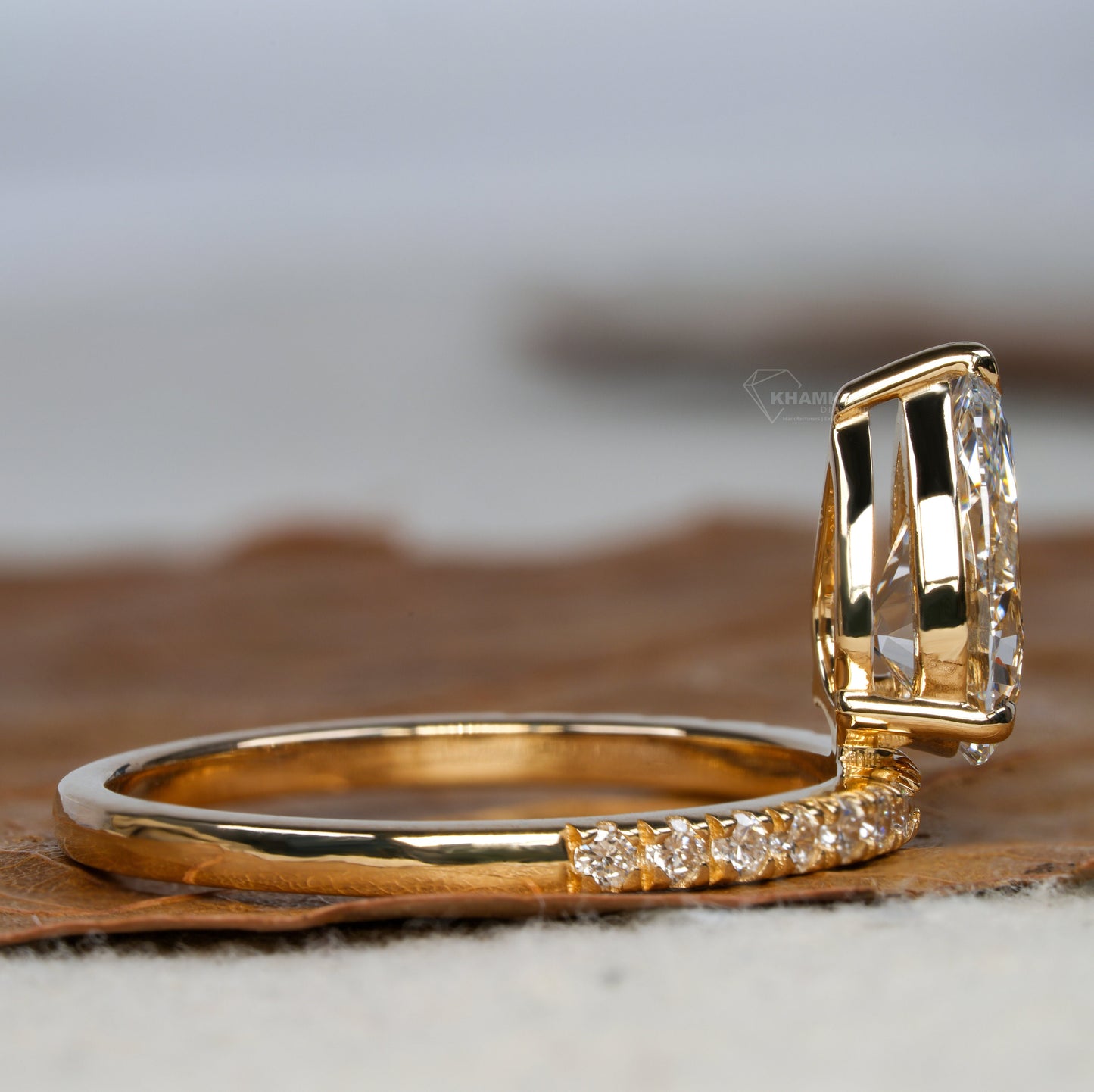 1CT Pear Cut Lab Grown Diamond Halo Engagement Ring For Gift