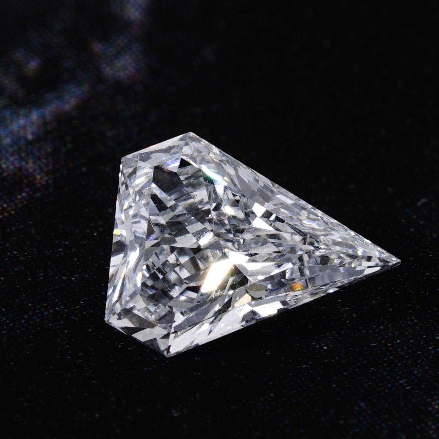 Shield Cut Lab grown Diamond For Studs Lab Grown Diamond Loose For Jewelry Lab Created Diamond For 3 Stone Diamond Ring For Customization