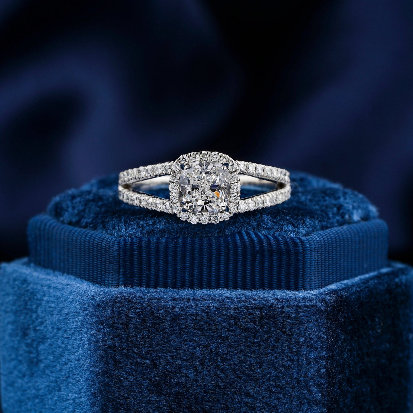 Cushion Cut Lab Grown Diamond Engagement Ring,1 CT E/vs1 Halo Wedding Band,Split Shank Diamond Ring,Anniversary Ring For Gift,Ring For Her