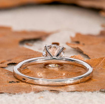 Round Lab Grown Diamond Ring | IGI Certified Engagement Ring