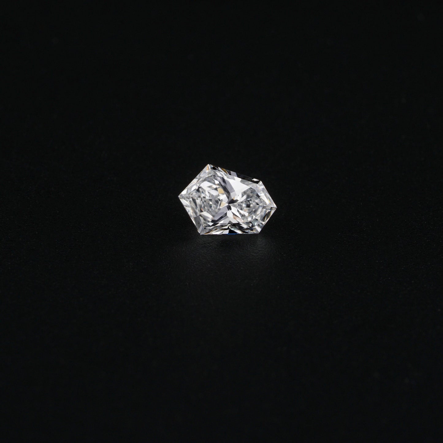 Modified Shield Labgrown Diamond Loose Diamond For Pendant CVD Diamond For Ring For Hoop Earring Anniversary Gift For Her Fancy Cut Diamond