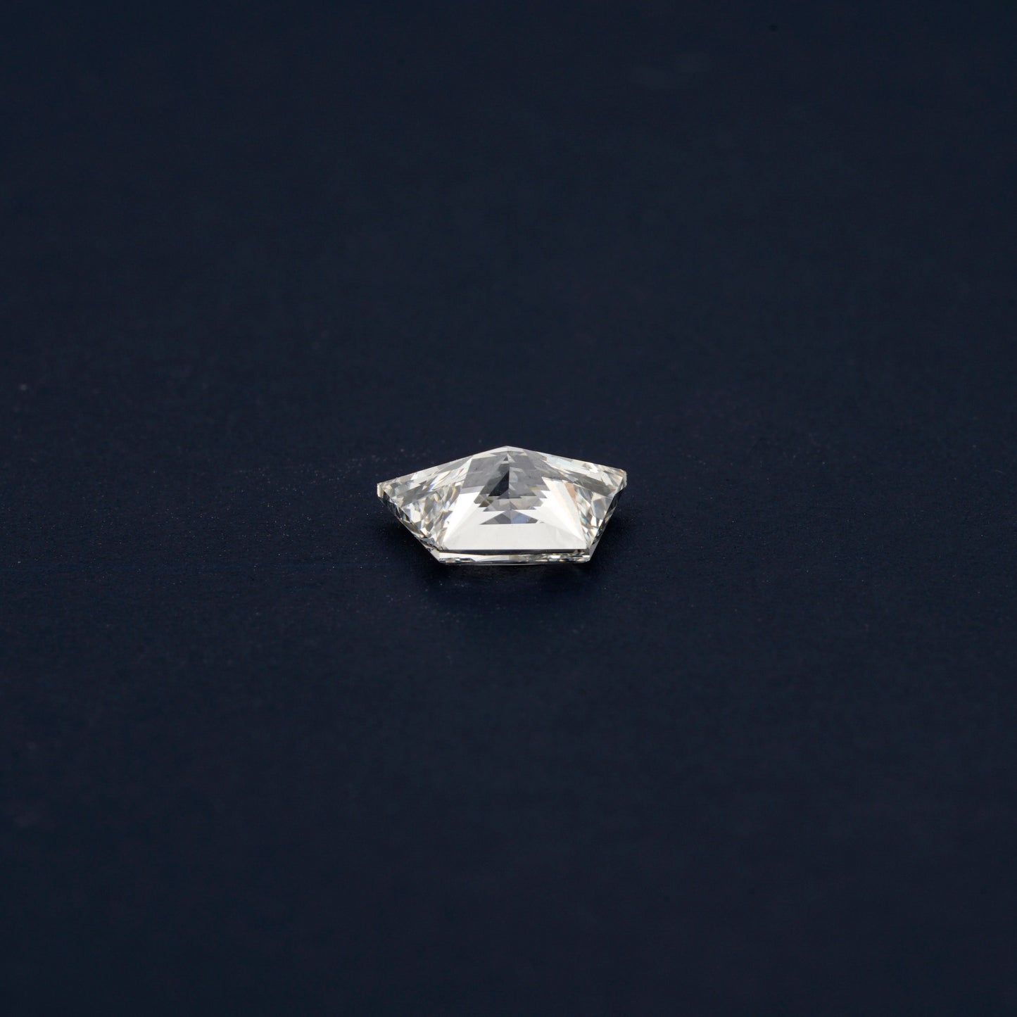 Trapezoid Brilliant Cut Lab grown Diamond,14KT Gold Engagement Ring,CVD-HPHT Diamond For Studs,Side Stone Diamond Ring,Fancy Cut Diamond