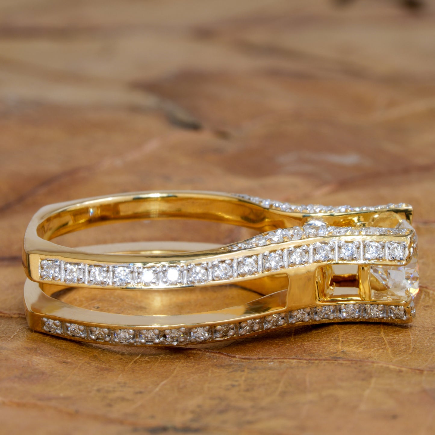 1 CT Round Lab Grown Diamond Halo Engagement Ring for Women