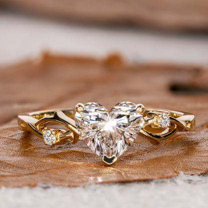 1.00CT Heart Lab Diamond Engagement Ring | E/VS Ring