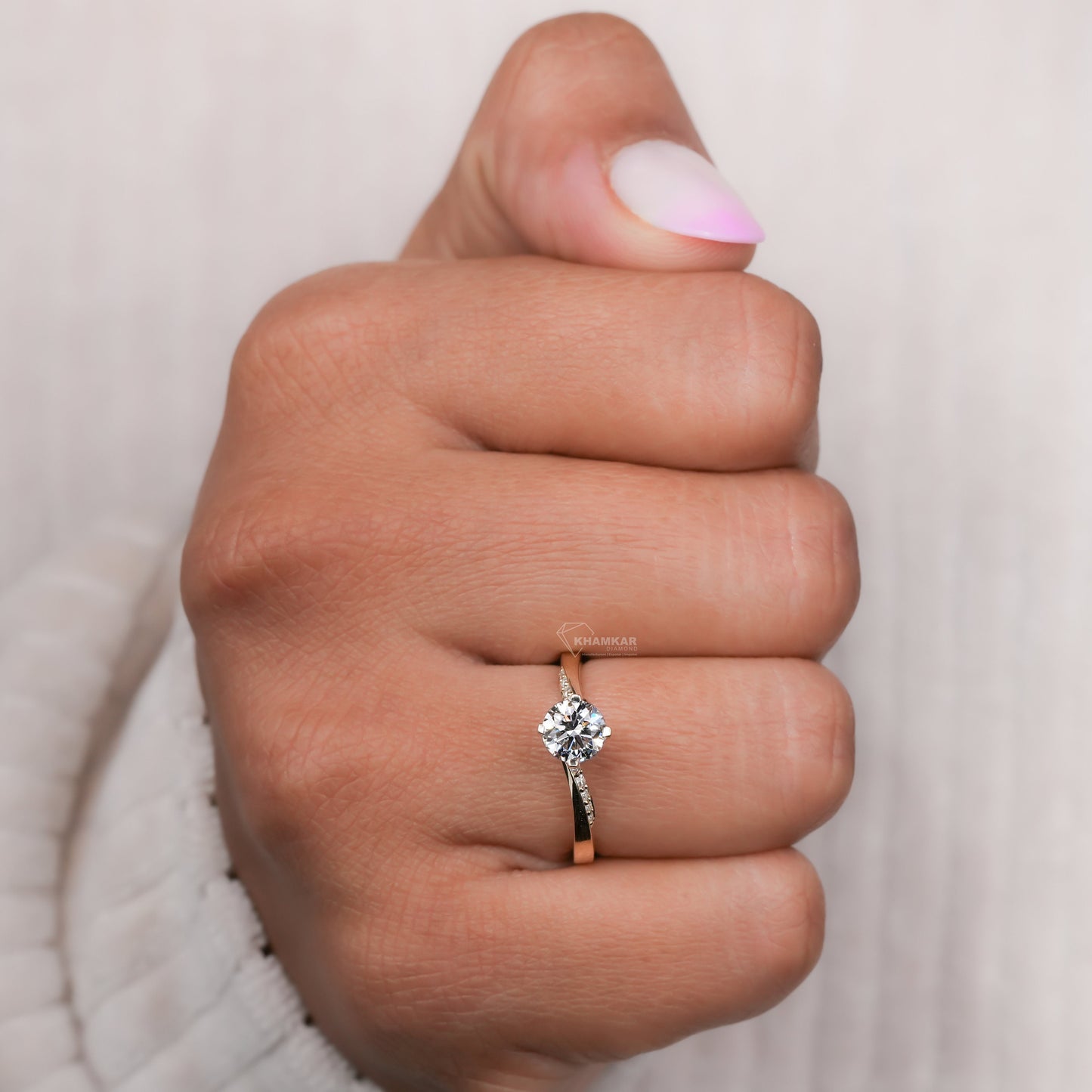 Round Lab Diamond Engagement Ring – Twisted Pave Band