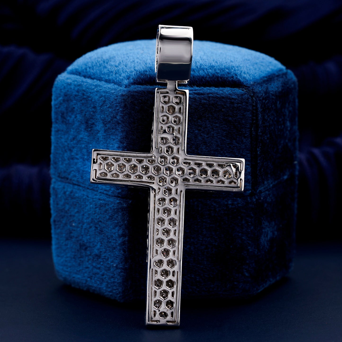 1.80 TCW Lab Grown Diamond Cross Pendant – IGI Certified Gift for Her