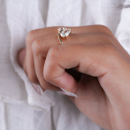 2CT Toi et Moi Diamond Ring – Round & Pear Ring for Her