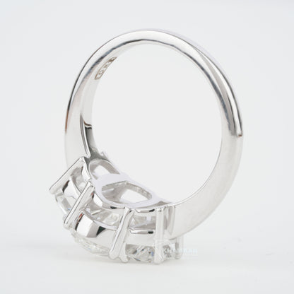 4CT Oval Lab Diamond Ring | Three Stone Wedding Ring