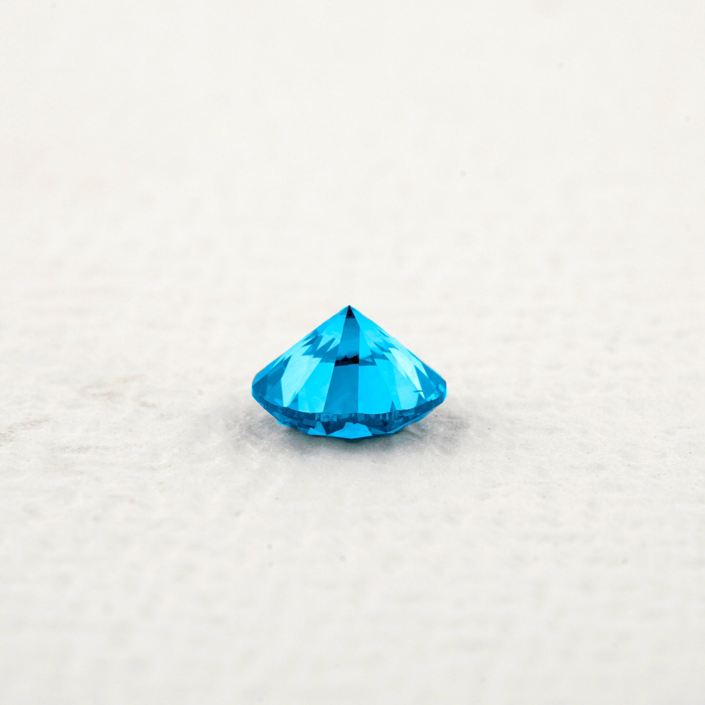 Round Blue Colored Loose Diamond 14K White Gold Round Diamond Wedding Halo Ring Loose Diamond For Custom Ring Blue Diamond Ring