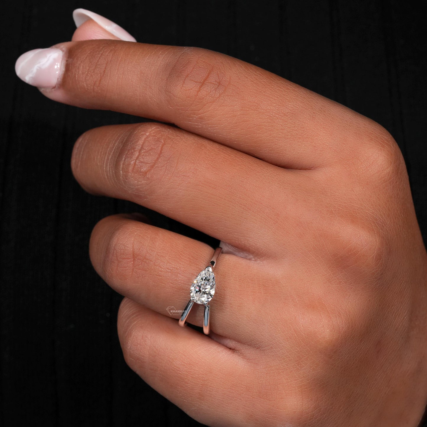 1.00Ct Pear Cut Lab Grown Diamond Ring,Split Shank Engagement ring,Solitaire Wedding Ring,Unique Ring,Anniversary Ring For Wife