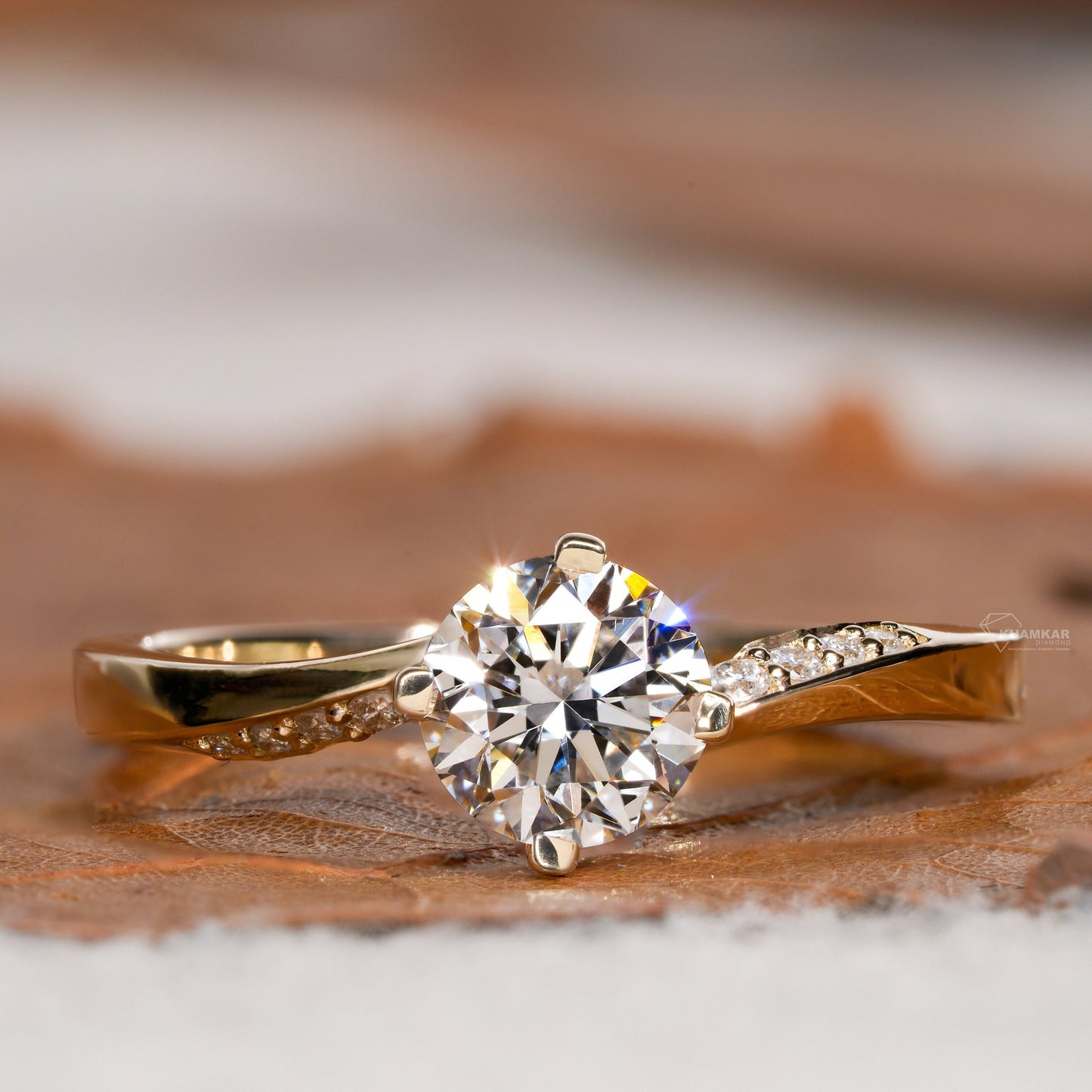 Round Lab Diamond Engagement Ring – Twisted Pave Band