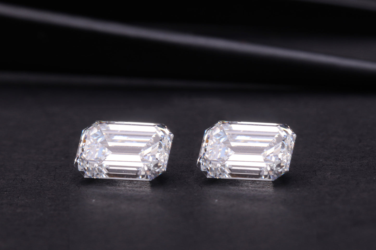 Emerald Cut Lab grown Diamond Pair For Wedding Earring Studs D-E Color Loose Diamond For Engagement Ring Conflict Free Diamond Pair