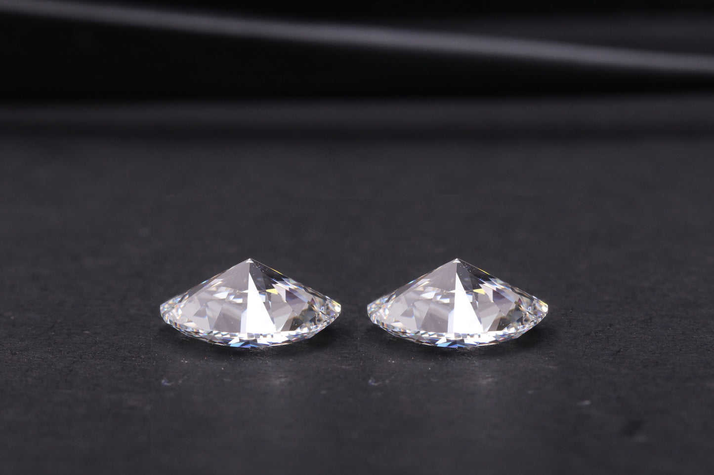 Oval Cut Labgrown Diamond Pair For Earring Studs D-E Color Loose Diamond For Gift CVD Diamond For Engagement Ring Conflict Free Diamond Pair