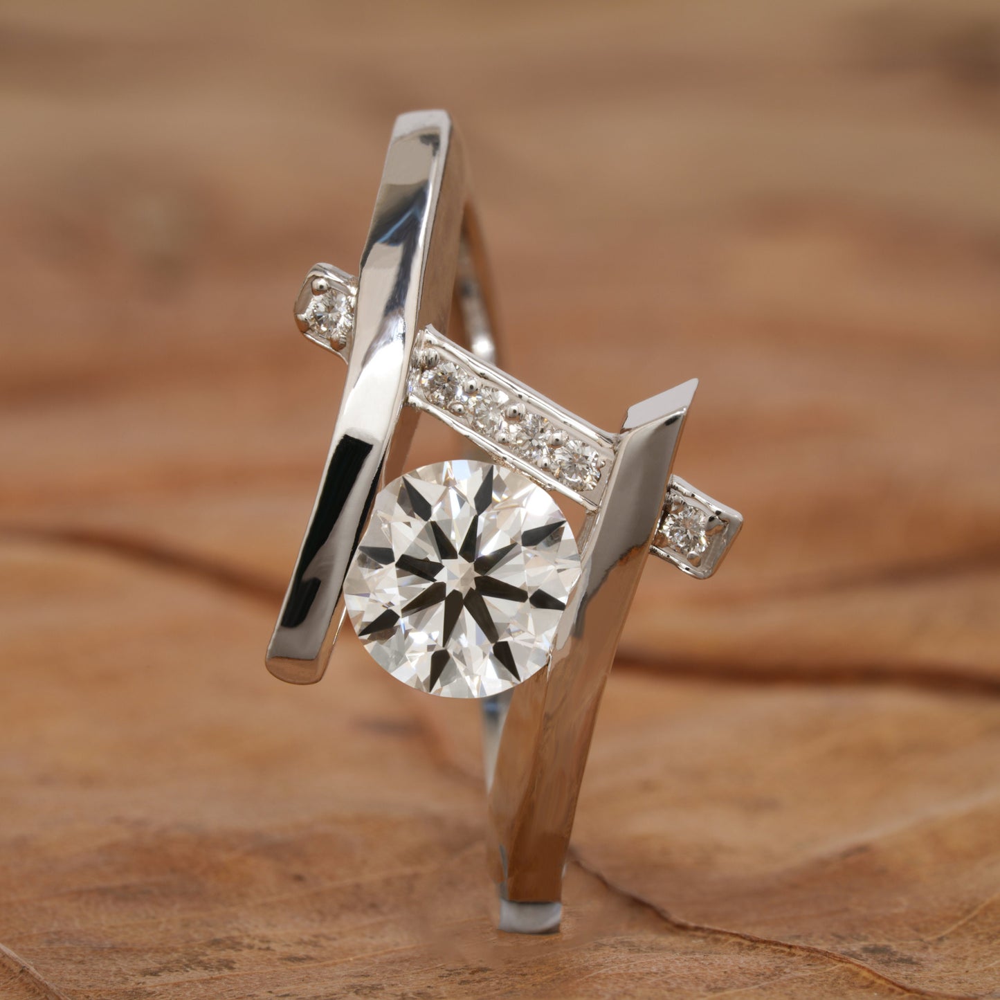 1CT Round Brilliant Lab Diamond Cross Over Engagement Ring