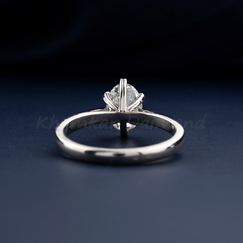 Oval Lab Grown Diamond Engagement Ring â€“ Solitaire Ring