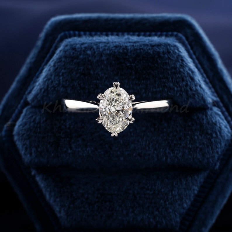 Oval Lab Grown Diamond Engagement Ring â€“ Solitaire Ring