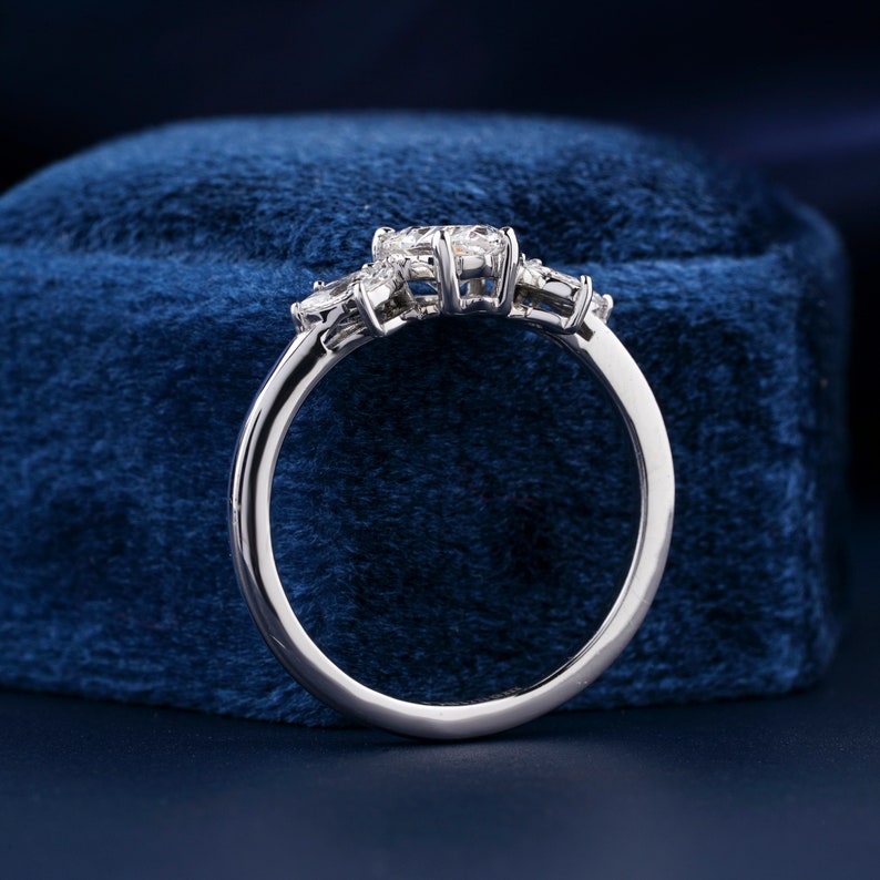 Pear Cut Diamond Engagement Ring,1 CT Pear Labgrown Diamond Ring,Marquise Side Stone Ring,Vintage Style Wedding Ring,Anniversary Gifts