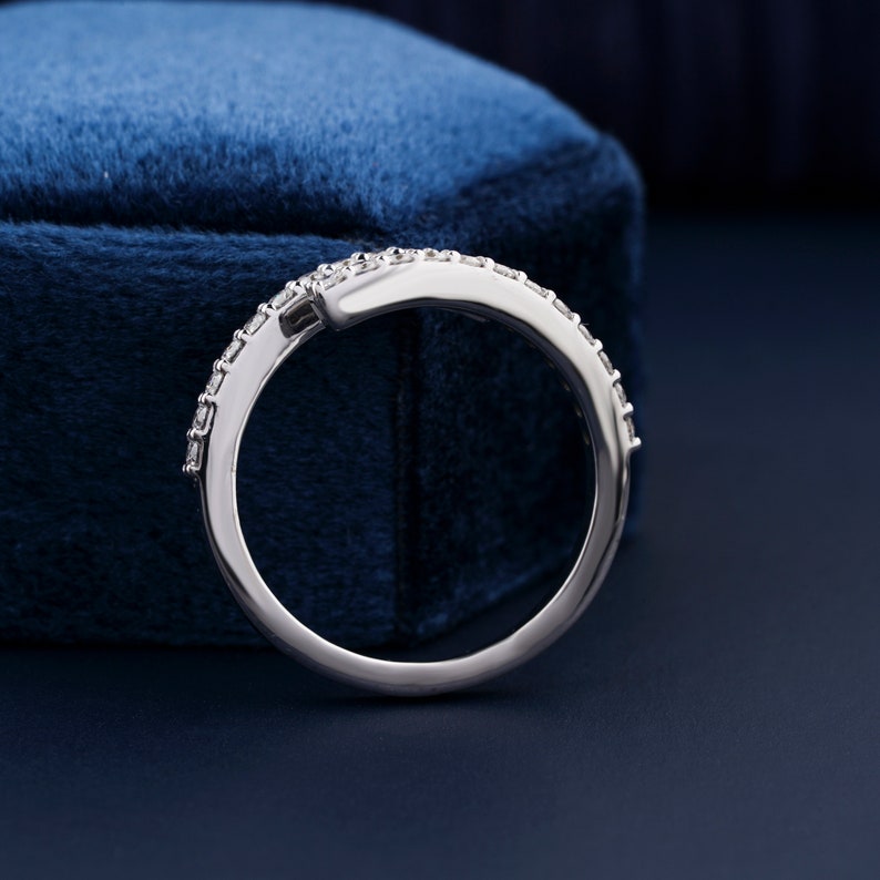 Round Cut Lab Grown Diamond Band,Bypass Wedding Band,14k White Gold Band,Dainty Minimalist Ring,Anniversary Ring,Gift For Wife