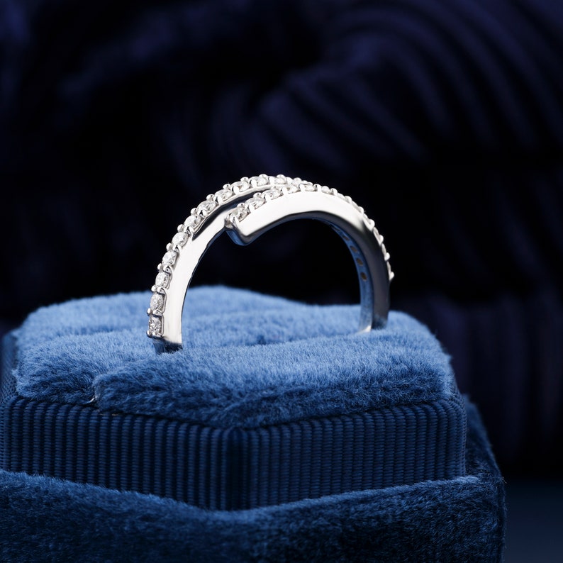 Round Cut Lab Grown Diamond Band,Bypass Wedding Band,14k White Gold Band,Dainty Minimalist Ring,Anniversary Ring,Gift For Wife