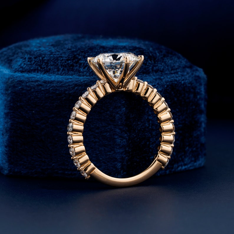 Round Cut Lab Grown Diamond Engagement Ring,0.50 To 3 Ct E/VS1 Diamond Ring,Pave Diamond Wedding Ring,Anniversary Gift,CVD Diamond,Gift Ring