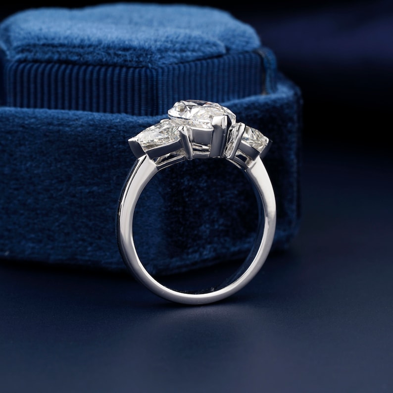 Marquise Cut Diamond Ring,0.25-4 CT Marquise Lab Grown Diamond Engagement Ring,Trilliant Cut Diamond Wedding Ring,Three Stone Ring,For Gifts