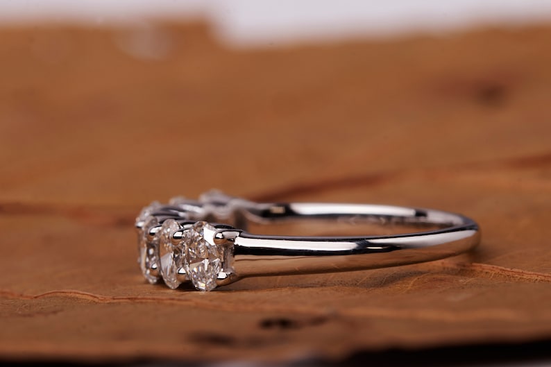 0.15 Carat Each Oval Lab Diamond 7 Stone Wedding Band Eternity Band CVD Diamond Band For Anniversary Gift Conflict Free For Ring Set