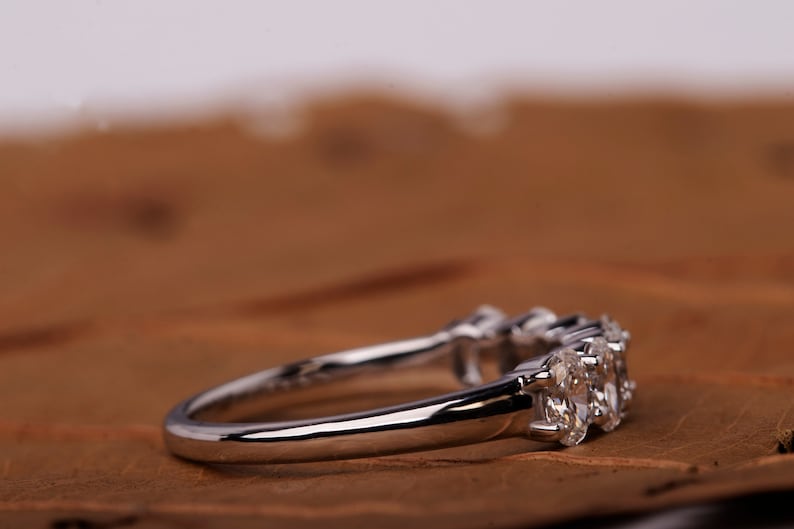 0.15 Carat Each Oval Lab Diamond 7 Stone Wedding Band Eternity Band CVD Diamond Band For Anniversary Gift Conflict Free For Ring Set