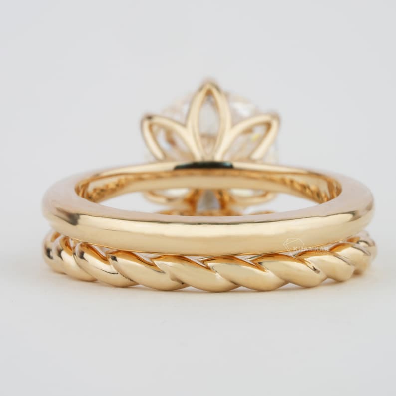 Round 3CT Lab Diamond Ring Set with Twisted Wedding Band