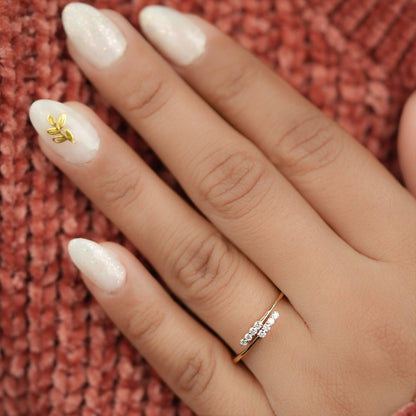 Lab Diamond Bypass Ring – 14K Gold Minimal Crossover Ring