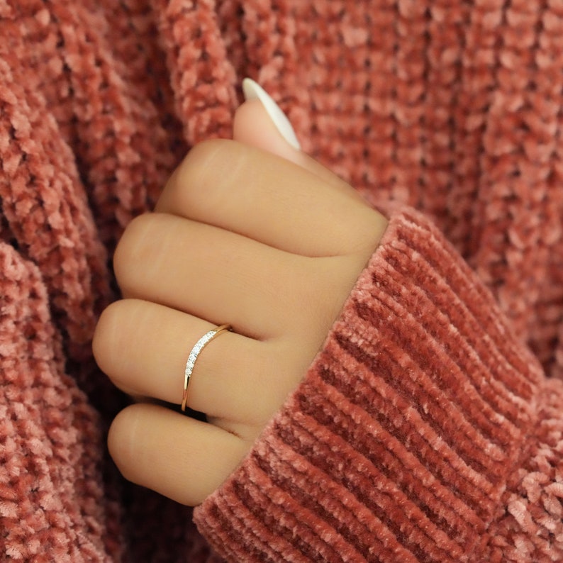 14K Yellow Gold Lab Diamond Curved Wedding Band