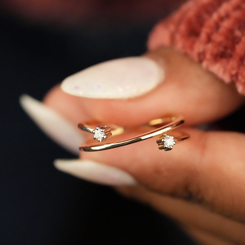 Criss Cross Lab Diamond Ring for Women, Minimalist Open Band Ring