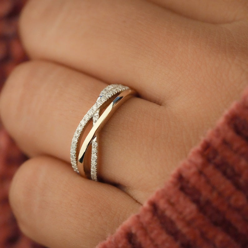 Crossover Lab Diamond Ring 14K Gold Criss Cross Wedding Band