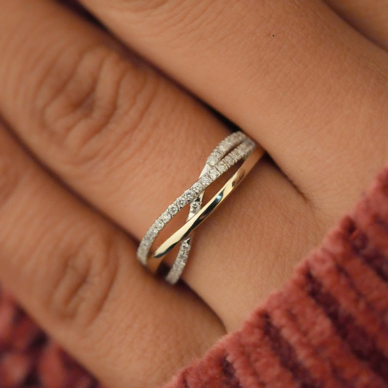 Crossover Lab Diamond Ring 14K Gold Criss Cross Wedding Band