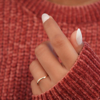 Lab Grown Diamond Arch Bezel Solitaire Ring – Minimalist Wave Band