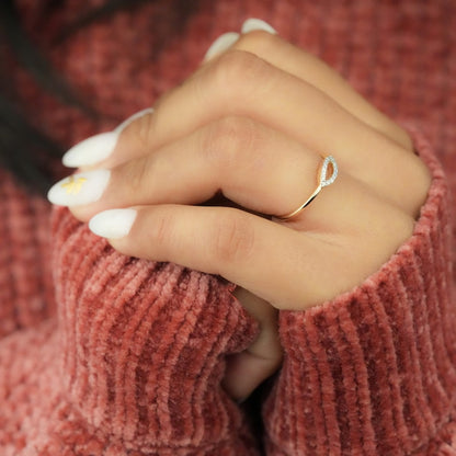 14K Solid Gold Round Lab Grown Diamond Minimalist Engagement Ring