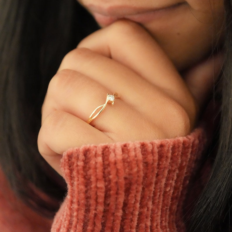 Twisted Infinity Lab Diamond Ring – 14K Gold Dainty Solitaire Band
