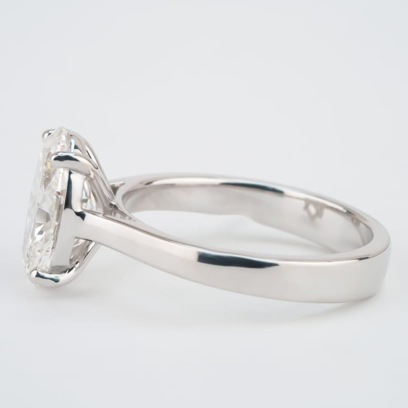 Oval Lab Diamond Ring Solitaire Engagement Ring, IGI Certified