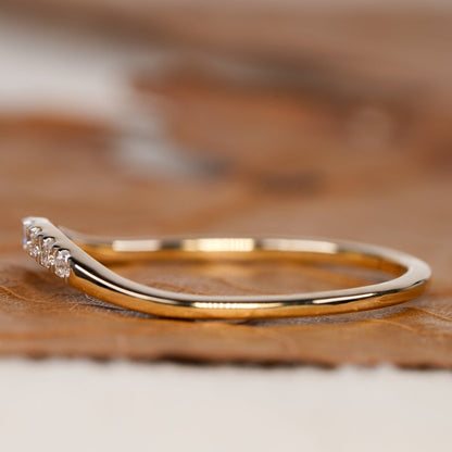 14K Yellow Gold Lab Diamond Curved Wedding Band
