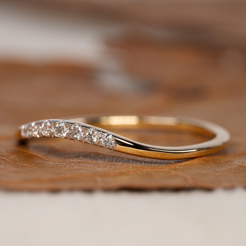 14K Yellow Gold Lab Diamond Curved Wedding Band