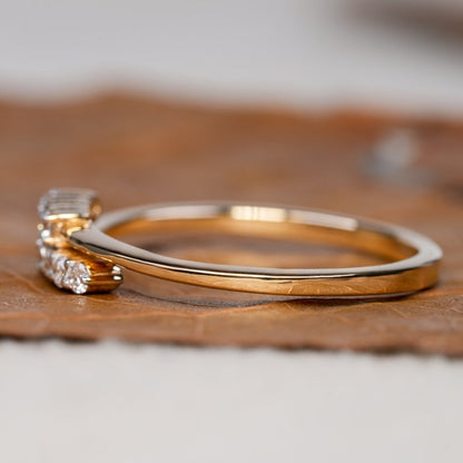 Lab Diamond Bypass Ring – 14K Gold Minimal Crossover Ring