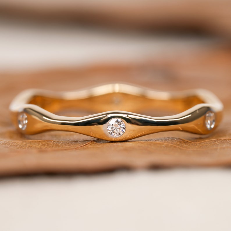 14K Gold Wave Bezel Lab Grown Diamond Wedding & Stacking Band