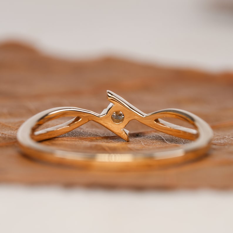Twisted Infinity Lab Diamond Ring – 14K Gold Dainty Solitaire Band