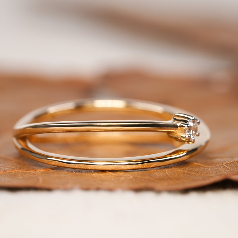 Criss Cross Lab Diamond Ring for Women, Minimalist Open Band Ring