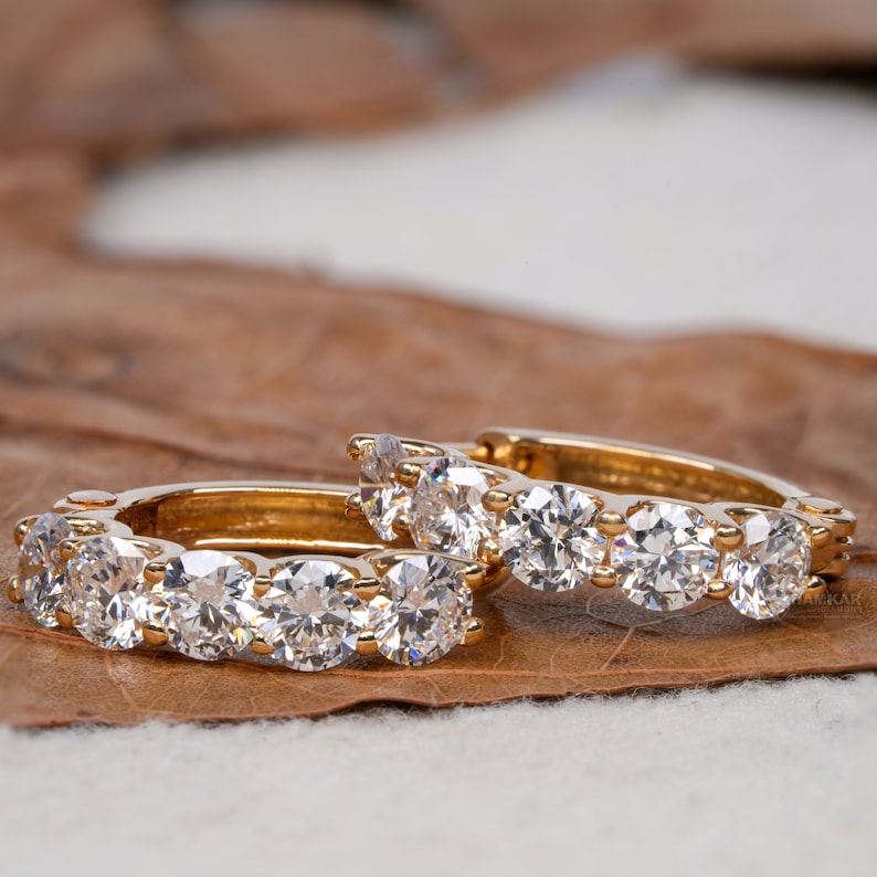 Round Lab Grown Diamond Earrings,18 K White Gold Hoop Earrings For Her,Delicate Diamond Huggies Earrings,Anniversary Gift For Wife,CVD