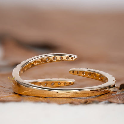 Minimalist Lab Diamond Double Claw Stacking Ring
