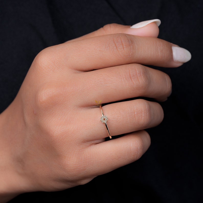Lab Diamond Tiny Flower Ring, 14K Gold Dainty Minimalist Ring